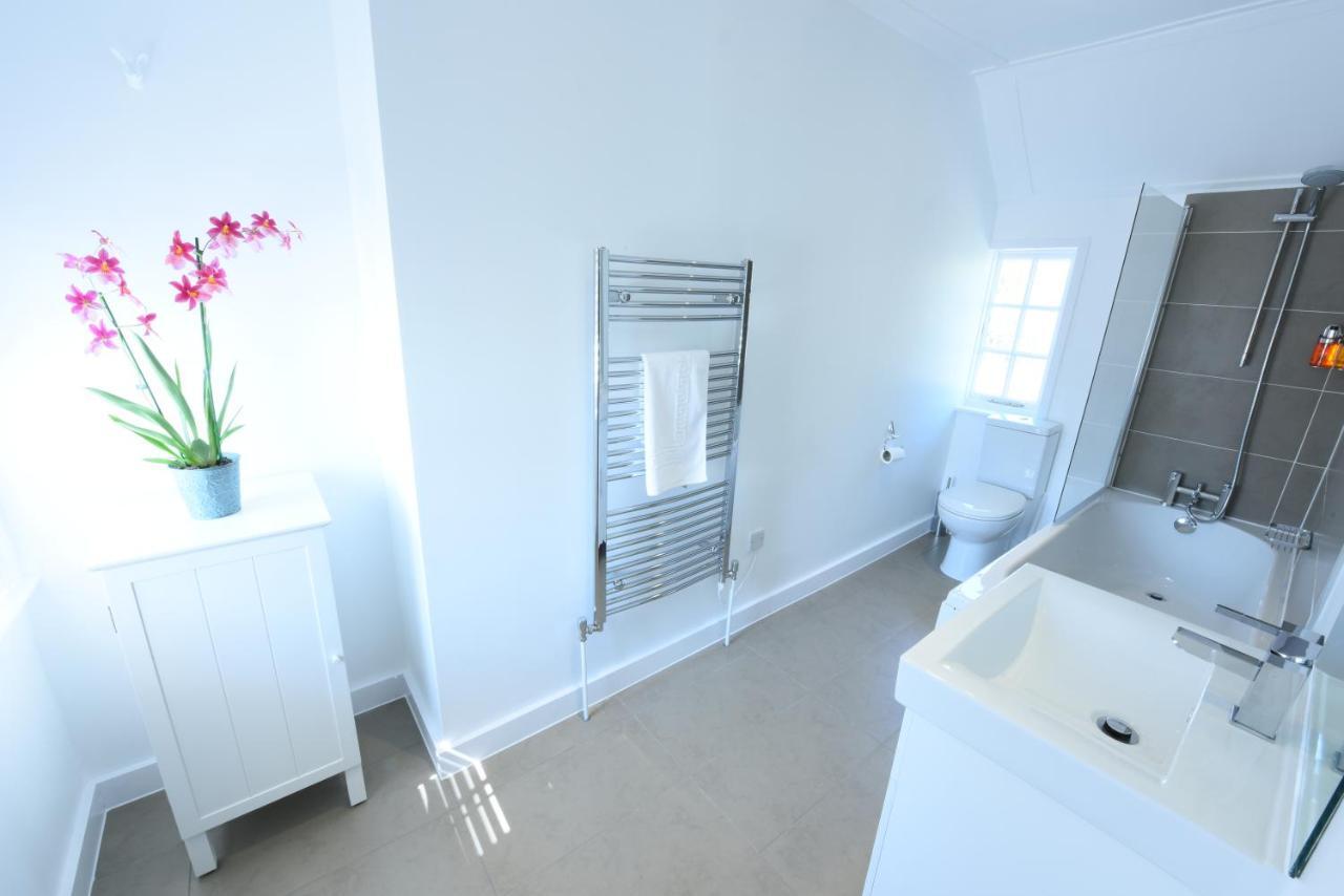 Woodstock Suites Charlton  Exteriör bild